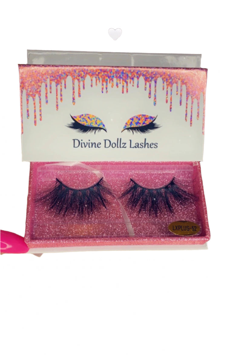 Hustler Lashes Fierce Volume for the Grind and the Glow