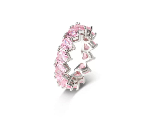 Queen of Hearts Eternity Band Royal Shine with a Bold Heart